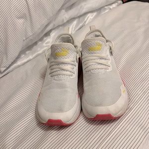 Puma Pacer tennis shoes